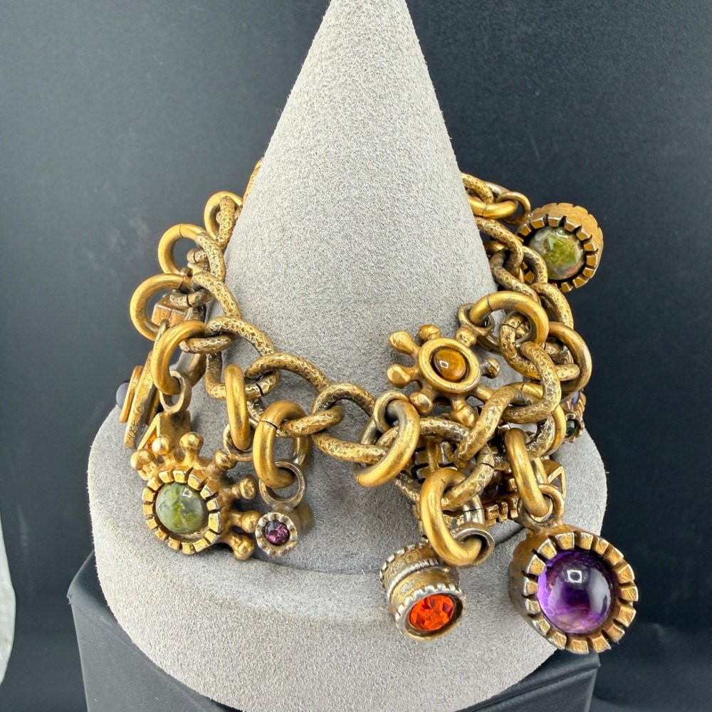 Vintage Patricia Locke Charm Bracelet Gold Tone Glass Etruscan Revival 6.5”